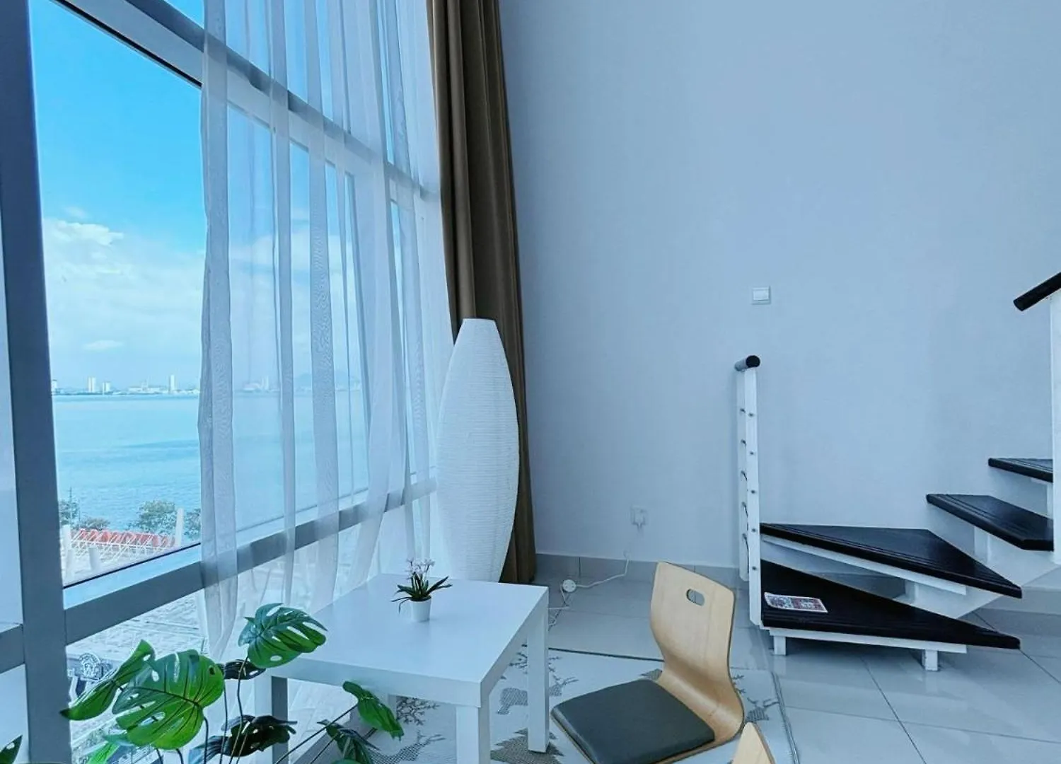 Maritime Sea View Duplex Apartment George Town